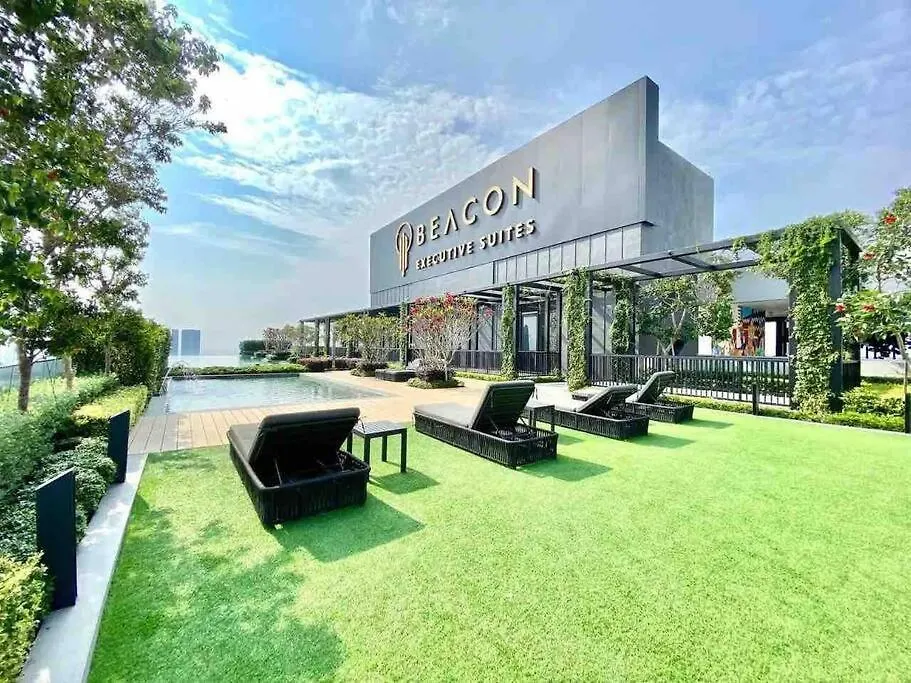 Apartment Beacon Executive Suite By Uptrend Home Management George Town