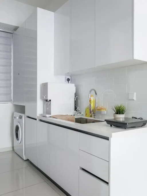 Beacon Executive Suite By Uptrend Home Management George Town Apartment