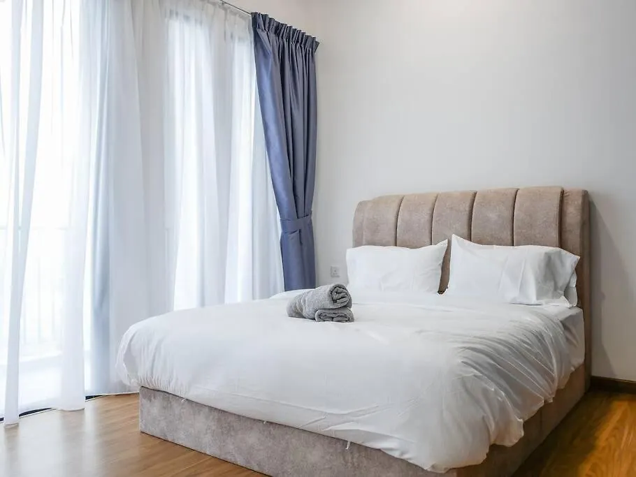 Apartment Beacon Executive Suite By Uptrend Home Management George Town