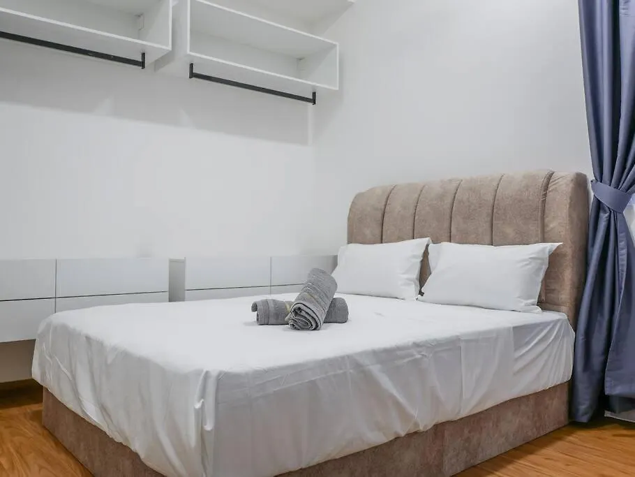 Beacon Executive Suite By Uptrend Home Management George Town