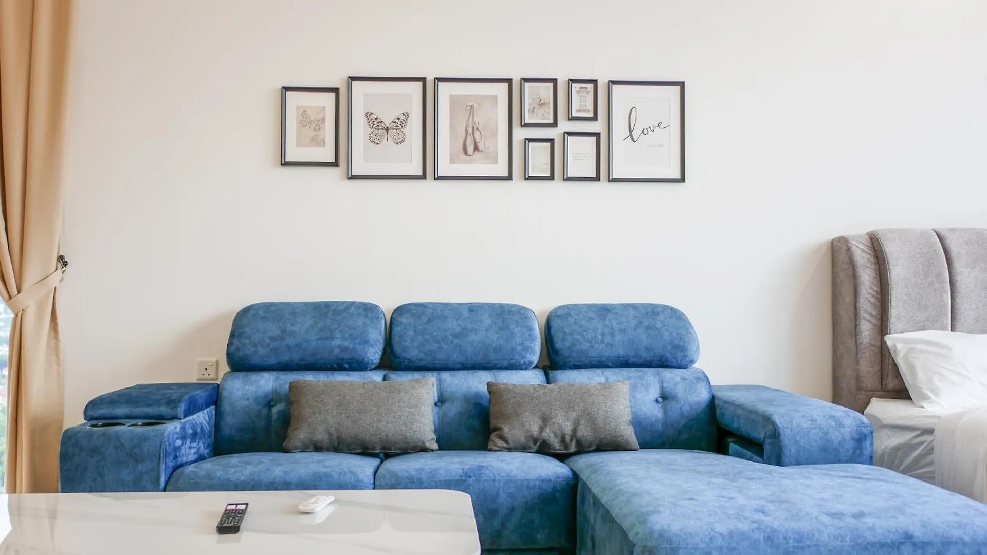 Apartment Beacon Executive Suite By Uptrend Home Management George Town