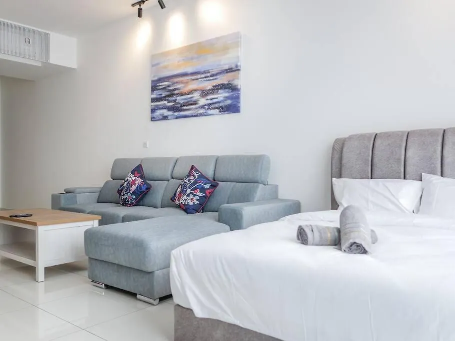 Beacon Executive Suite By Uptrend Home Management George Town Apartment